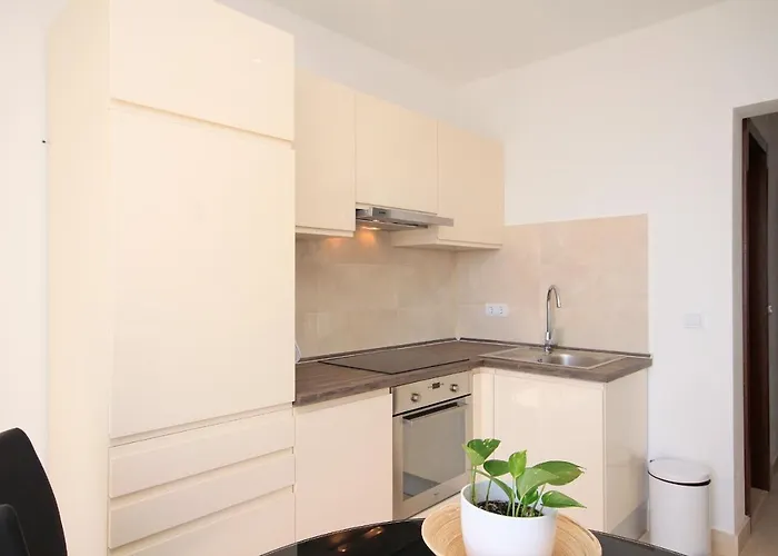 Apartamento By The Sea Zavalatica, Korcula - 9138 *