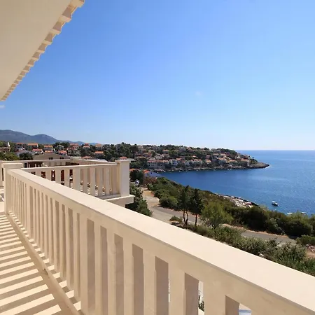 Appartement By The Sea Zavalatica, Korcula - 9138 *