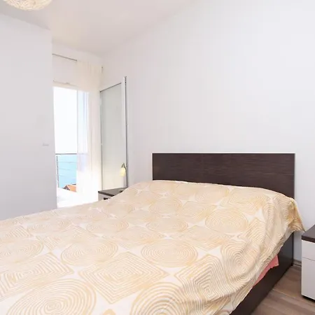 By The Sea Zavalatica, Korcula - 9138 Apartman *